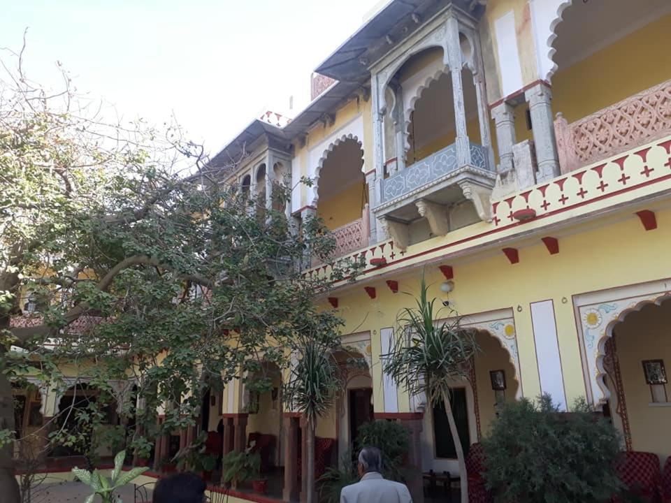 Bassi Fort Palace Chittorgarh Екстериор снимка