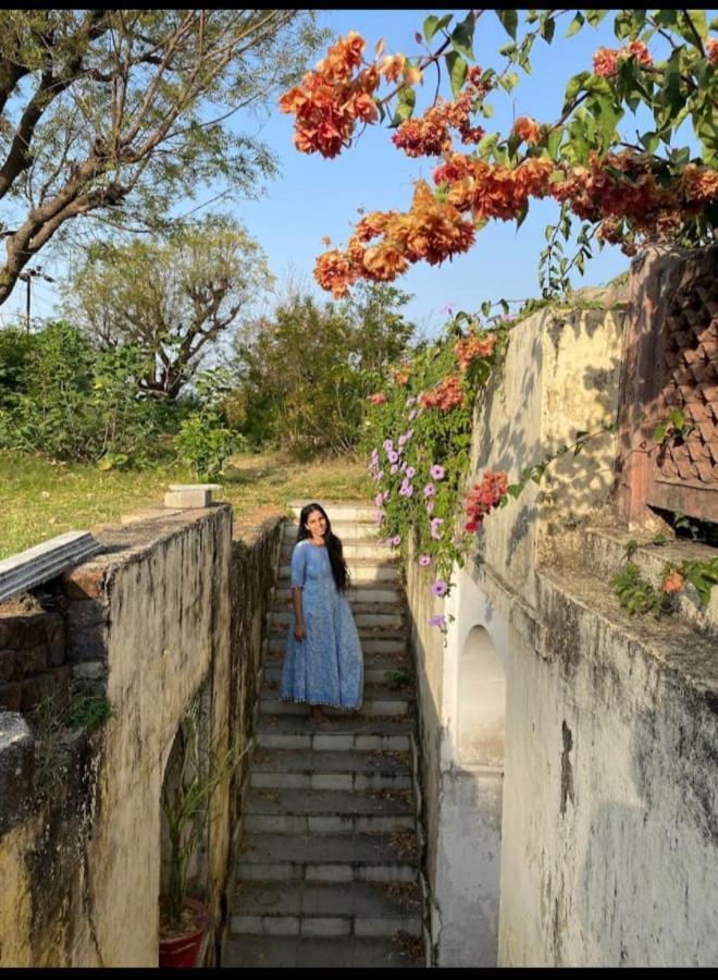 Bassi Fort Palace Chittorgarh Екстериор снимка